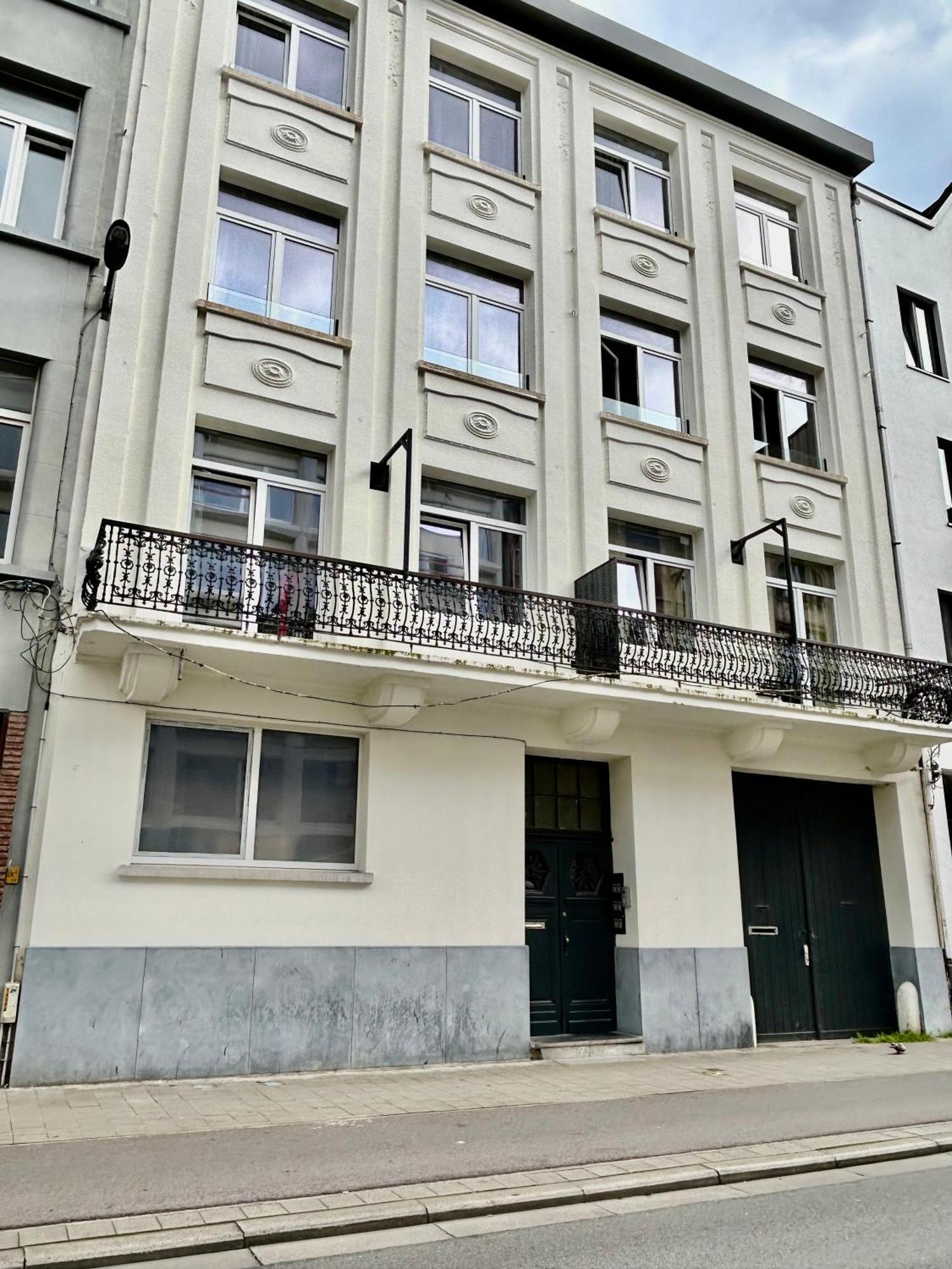 Sleep Inn - Palace Apartments Antwerp Exterior photo